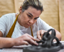 Natureza Invisível: conheça Milena Celli, a nova residente da Academia Alfredo Andersen. Foto: Kraw Penas/SEEC