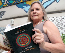 Academia Alfredo Andersen abre inscrições para ateliê gratuito de Arteterapia. Foto: Anderson Tozato/SEEC