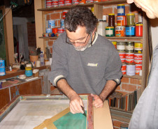 Museu Alfredo Andersen oferece oficina de serigrafia