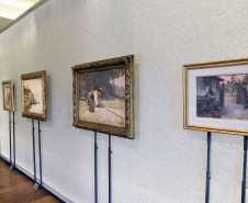 Exposição permanente das obras de Alfredo Andersen no Museu Casa Alfredo Andersen (MCAA). 