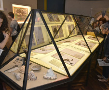 Exposição "Ephemera/Perpétua" no Museu Paranaense (MUPA). 