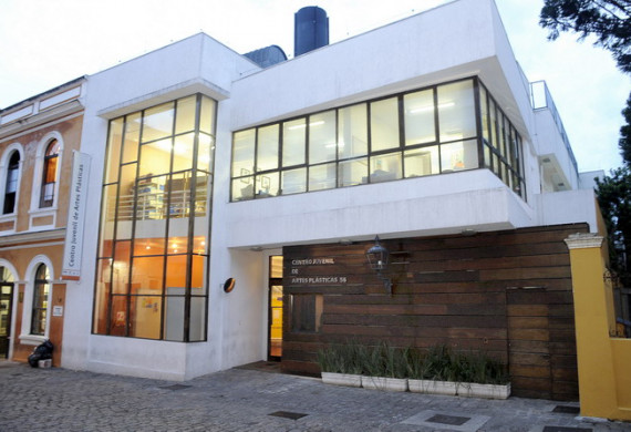 Fachada Centro Juvenil de Artes Plásticas