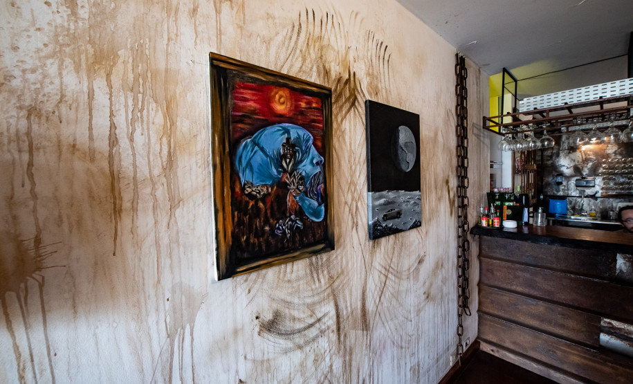 Obras da mostra Paisagens Distópicas