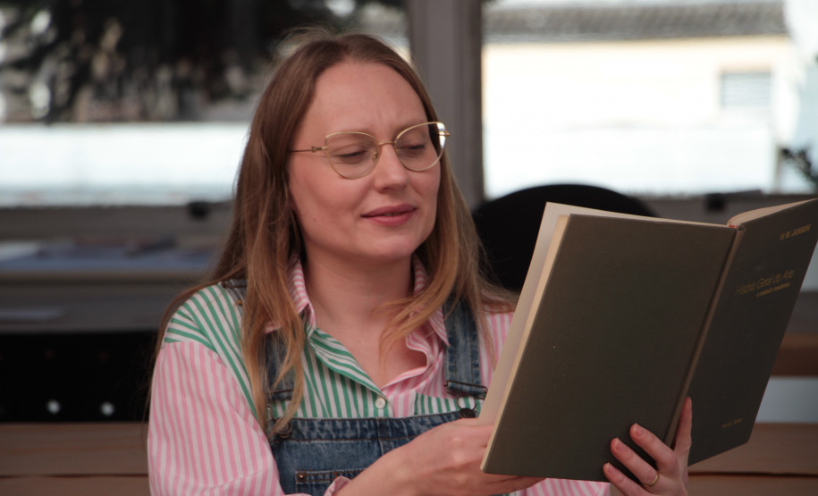 Estudo em Curadoria e Artes Visuais. Foto: Anderson Tozato/SEEC