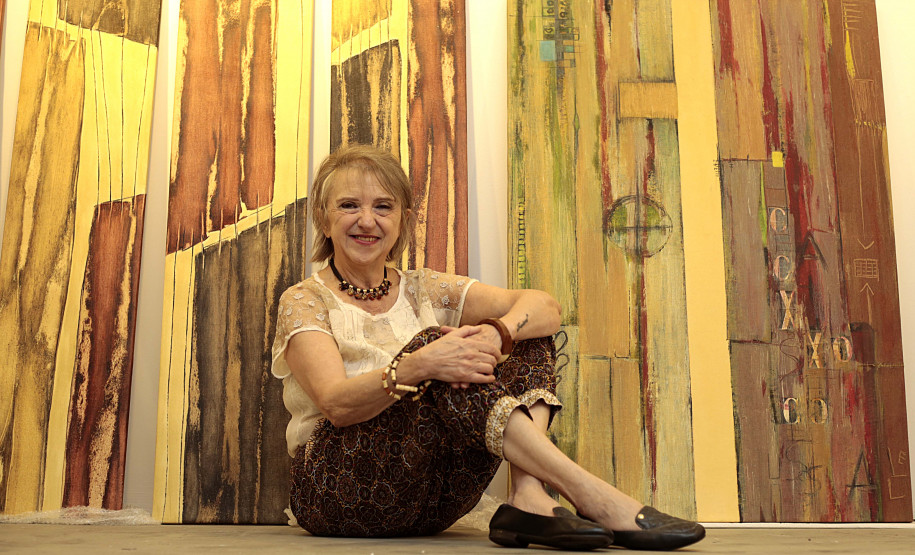 Museu Casa Alfredo Andersen inaugura exposição “Verticais Horizontes”, de Márcia Litério. Foto: Anderson Tozato/SEEC