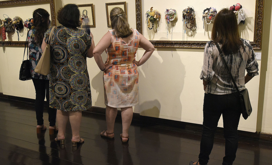 Abertura da exposição "Expressão do Feminino" no Museu Alfredo Andersen(MAA). Mês da Mulher da Secretaria de Cultura do Estado do Paraná(SEEC).Curitiba, 07 de março de 2017.Foto: Kraw Penas/SEEC