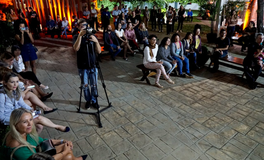 Confira como foi a abertura da exposição sobre Alfredo Andersen no Ecomuseu de Itaipu Abertura da exposição sobre Alfredo Andersen