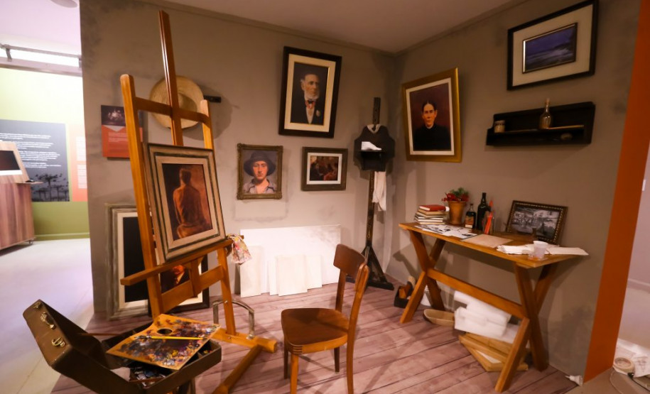 É prorrogada a exposição de Alfredo Andersen no Ecomuseu É prorrogada a exposição de Alfredo Andersen no Ecomuseu.