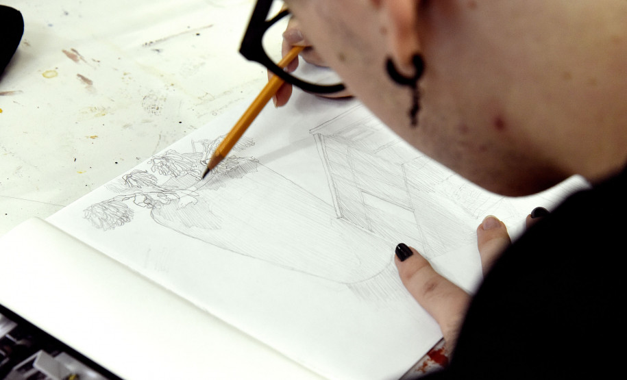 O aluno Gabriel Pelicioli, de 18 anos, também é estudante de arquitetura.